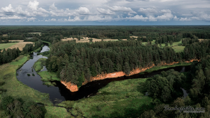 Salacas Sarkanās klintis